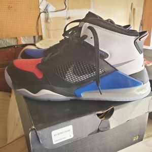 Jordan Mars 270 Men Size 13